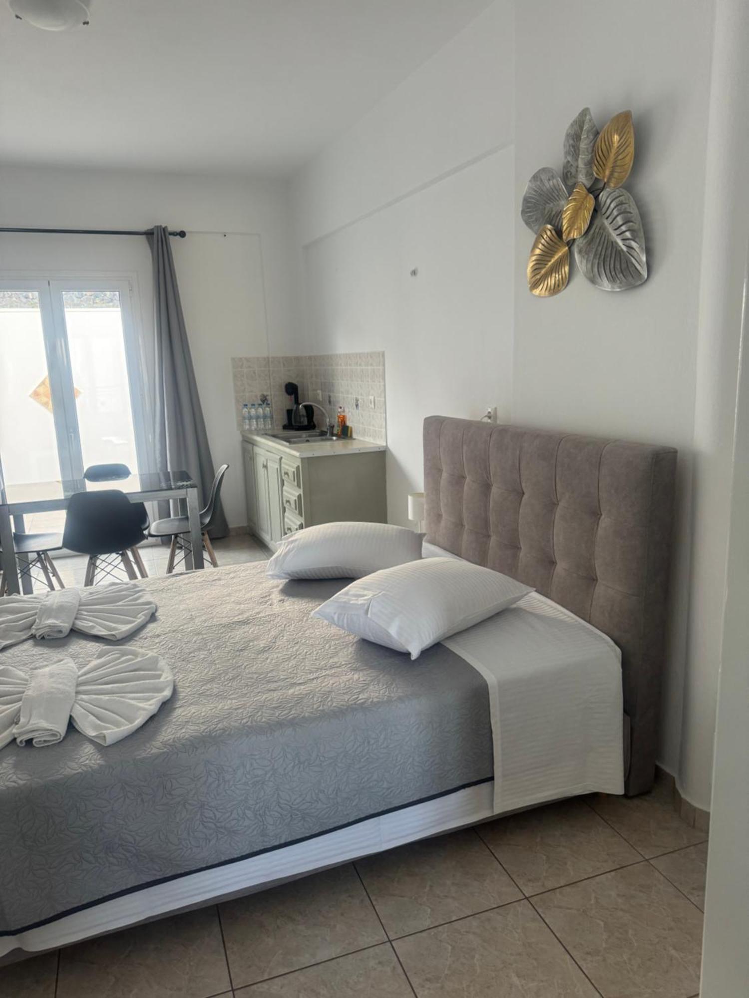 Villa Tania R 피로스테파니 외부 사진